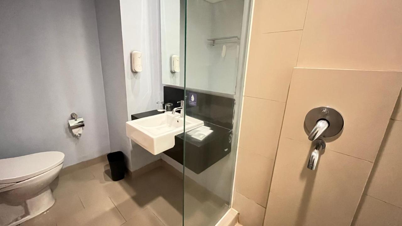 Luminor Hotel Metro Indah - Bandung By Wh Cicadas Dış mekan fotoğraf