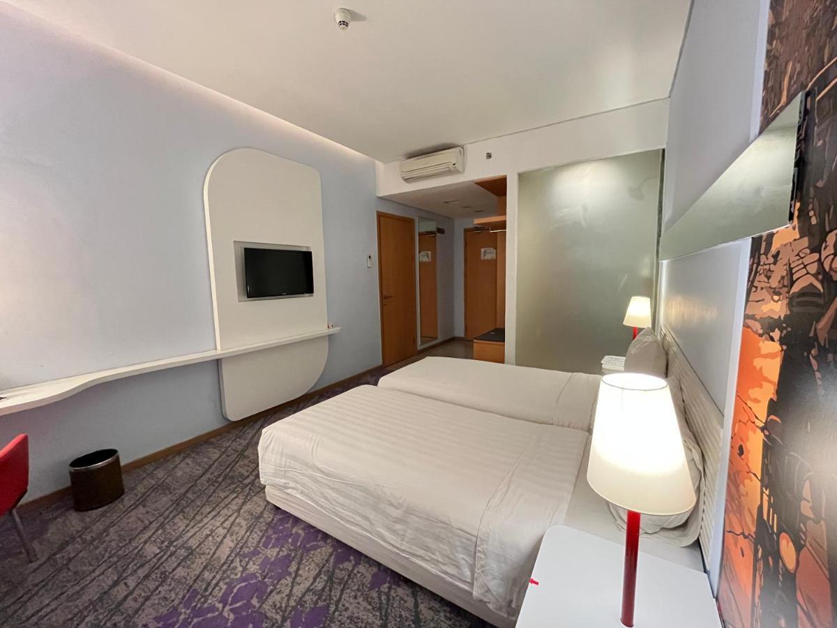 Luminor Hotel Metro Indah - Bandung By Wh Cicadas Dış mekan fotoğraf
