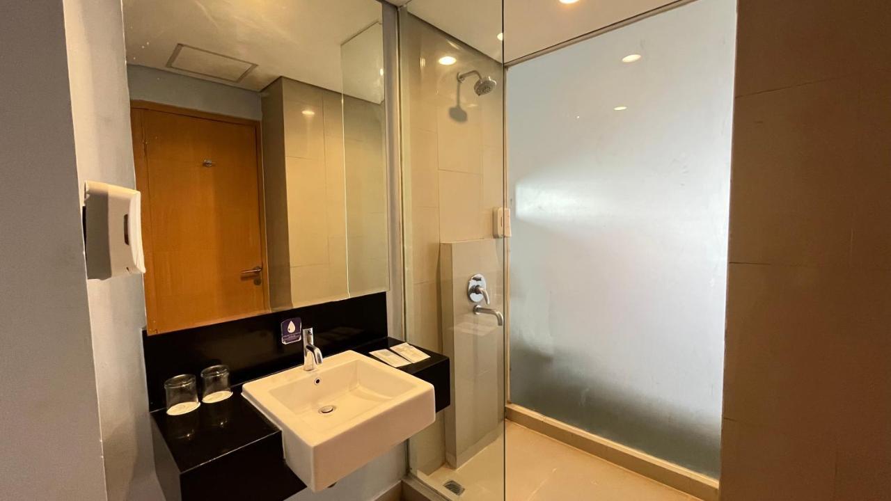 Luminor Hotel Metro Indah - Bandung By Wh Cicadas Dış mekan fotoğraf
