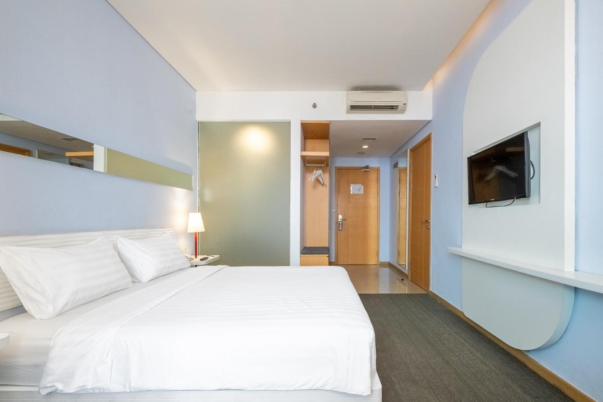 Luminor Hotel Metro Indah - Bandung By Wh Cicadas Dış mekan fotoğraf