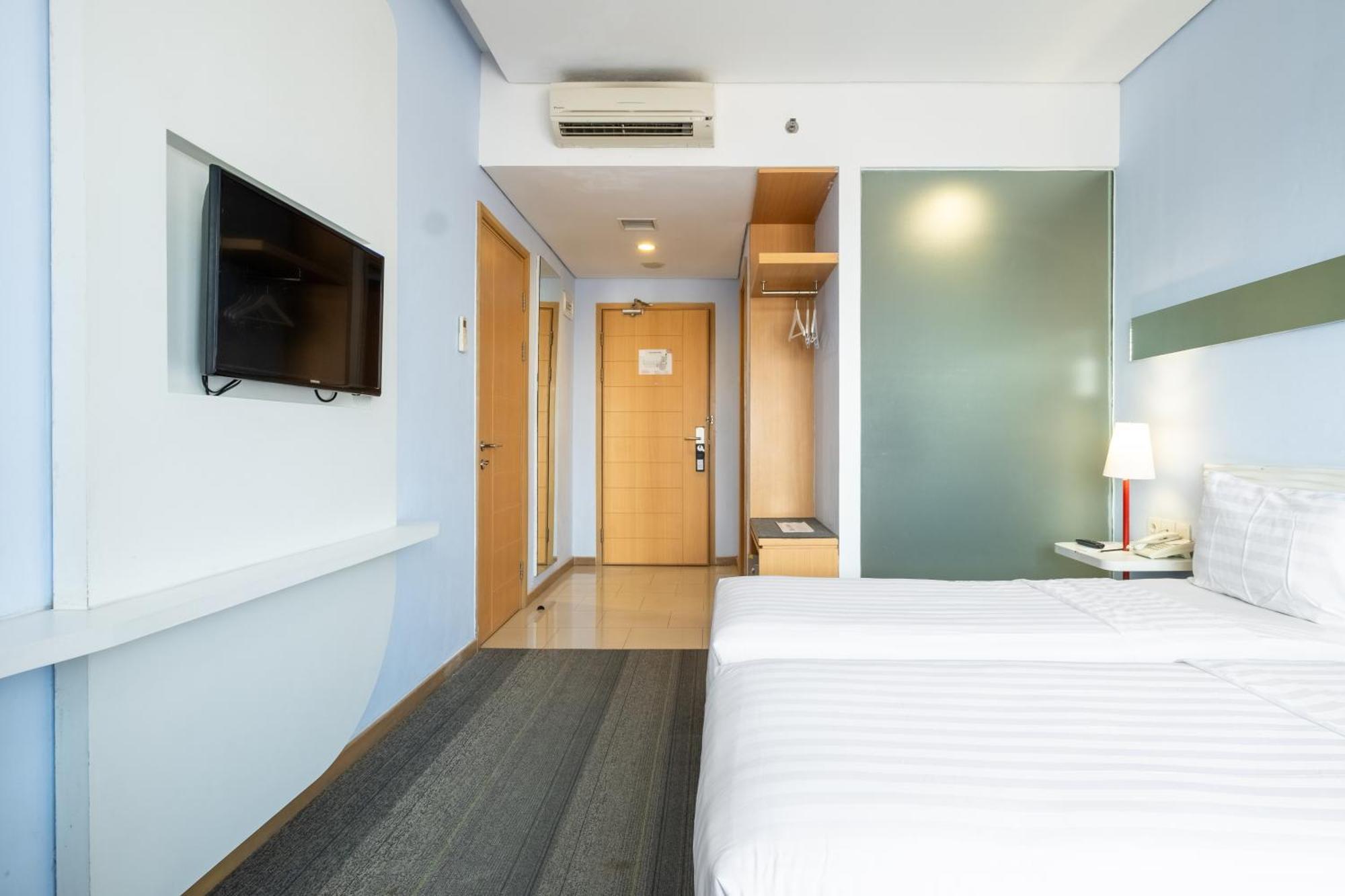Luminor Hotel Metro Indah - Bandung By Wh Cicadas Dış mekan fotoğraf